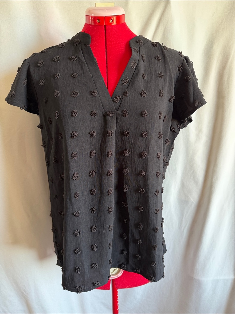 Casual Black Textured V-Neck Short Sleeve Blouse MM65